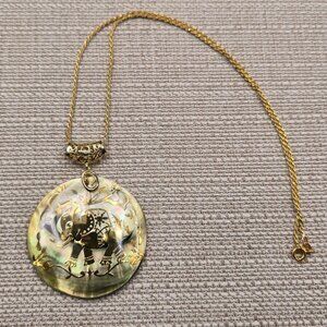 18 Inch Gold Over Sterling Silver Elephant On Shell Necklace B902